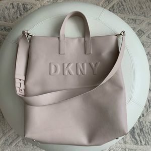 DKNY Tilly Tote in Blush/Pale Pink (Caz)